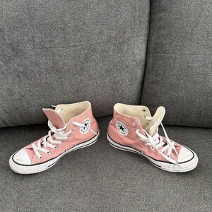 High top Chucks in muted pink